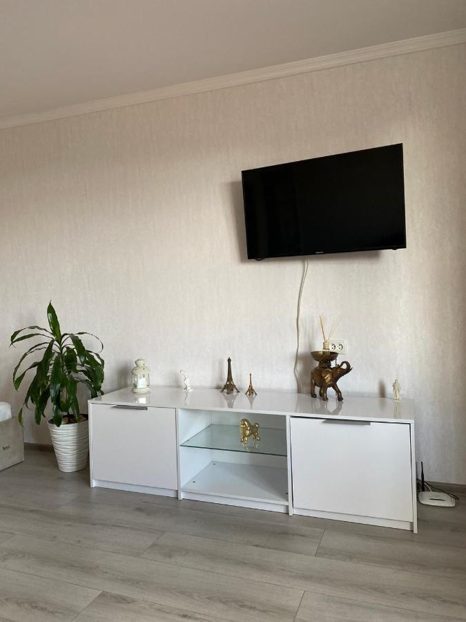 5 Minutes To The City Center Nikolayev Luaran gambar